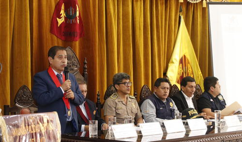 El magistrado destacó la importancia de la prevención en colegios como estrategia contra la inseguridad.