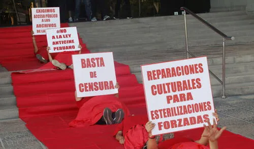 'Alfombra roja' en el frontis del Ministerio de Cultura. 'Alfombra roja' en el frontis del Ministerio de Cultura.