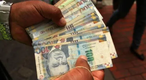 Proyecto ajusta el cálculo del reparto para favorecer a trabajadores de menores ingresos y amplía su participación en utilidades de empresas eléctricas. Proyecto ajusta el cálculo del reparto para favorecer a trabajadores de menores ingresos y amplía su participación en utilidades de empresas eléctricas.