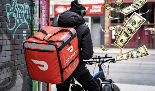 El aumento del salario mínimo en Nueva York ahora corresponderá a los servicios delivery. Foto: Composición LR/Freepik/Documented