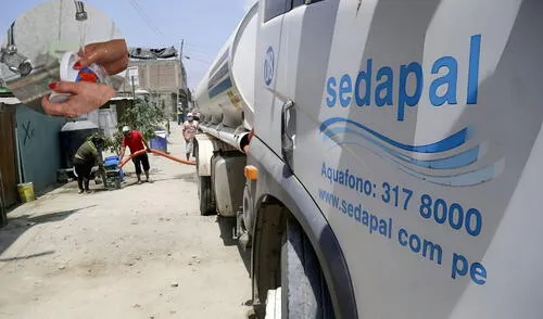 Sedapal anuncia corte de agua de hasta 12 horas en diversas distritos de lima. Foto: Composición LR/CDN/Radio Nacional