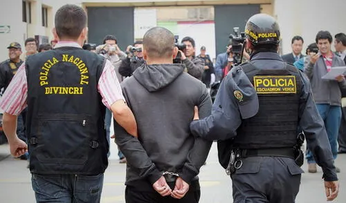 Proyecto de ley propone trasladar a condenados por delitos graves a centros penitenciarios en el extranjero para reforzar seguridad ciudadana. Foto: Andina. Condenados por crimen organizado en Perú podrían ser trasladados al extranjero para cumplir penas
