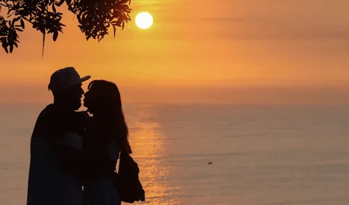 El Día Internacional del Beso en 2025 se celebrará el domingo 13 de abril 2025. Foto: Andina El Día Internacional del Beso en 2025 se celebrará el domingo 13 de abril 2025.