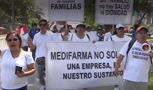 Trabajadores de Medifarma se dirigen al Ministerio de Trabajo
