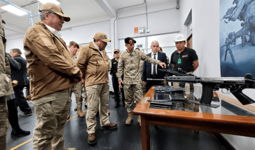 IWI y FAME señalan que en el Perú se hizo el montaje de los fusiles Arad 7 con componentes fabricados en Israel. Foto: Mindef. IWI y FAME señalan que en el Perú se hizo el montaje de los fusiles Arad 7 con componentes fabricados en Israel. Foto: Mindef.