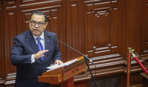 Alberto Otárola asiste en la Comisión de Fiscalización del Congreso. Foto: PCM