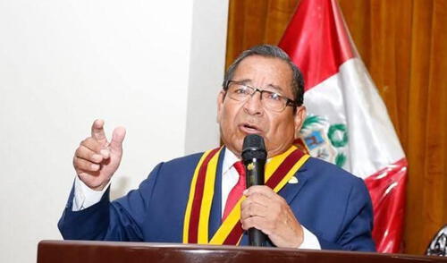 Luis Gamarra Alor, alcalde del Santa, será homenajeado por su liderazgo y compromiso con su comunidad. Luis Gamarra Alor, alcalde del Santa, será homenajeado por su liderazgo y compromiso con su comunidad.