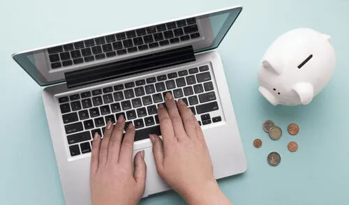 La iniciativa busca empoderar a la comunidad de Miami-Dade con herramientas para mejorar la estabilidad económica a largo plazo. Foto: Freepik