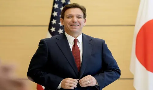 DeSantis enfatizó que desea que esta reducción fiscal se aplique a los propietarios y residentes de Florida. Foto: Agencia Andina. DeSantis enfatizó que desea que esta reducción fiscal se aplique a los propietarios y residentes de Florida. Foto: Agencia Andina.
