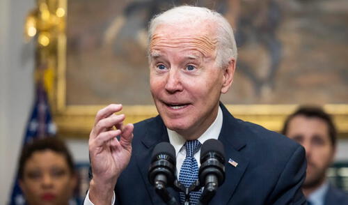 Biden criticó al gobierno de Trump en su primer discurso público desde que dejó la presidencia. Foto: EFE