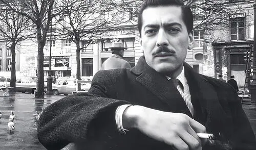 Mario Vargas Llosa en París. Foto: Difusión.