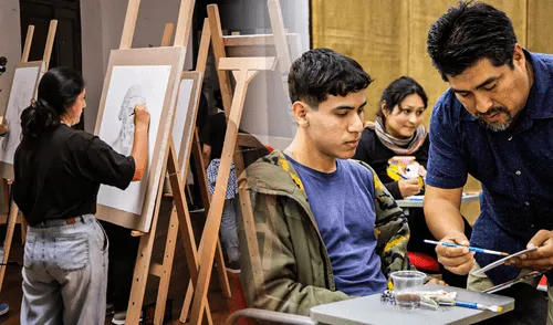 Con la reciente norma se regulará también la carrera pública docente de las escuelas de arte en Perú.