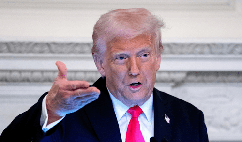 Donald Trump frena plan de ataque de Israel a instalaciones nucleares en Irán en medio de negociaciones entre Teherán y Washington. Foto: Wired Donald Trump frena plan de ataque de Israel a instalaciones nucleares en Irán en medio de negociaciones entre Teherán y Washington.