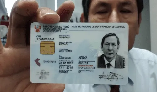 El Registro Nacional de Identificación y Estado Civil (Reniec) se encarga de la emisión del DNI en Perú.