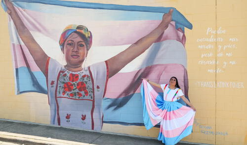 Li Ann Sánchez, primera mujer trans en obtener asilo en Estados Unidos, es fundadora de Community Estrella, que brinda apoyo para migrantes LGTBI. Foto: El País