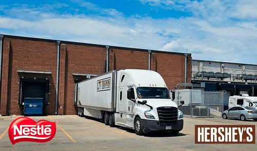 El cierre de varias empresas de la industria de carga ha sido llamada "La Gran Recesión del Transporte.". Foto: Facebook LTI Trucking Services/Nestlé/Hershey's El cierre de varias empresas de la industria de carga ha sido llamada "La Gran Recesión del Transporte.". Foto: Facebook LTI Trucking Services/Nestlé/Hershey's