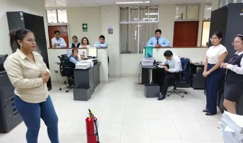 La charlas beneficiaron a jueces y empleados de diversas sedes, fomentando una cultura de seguridad integral.