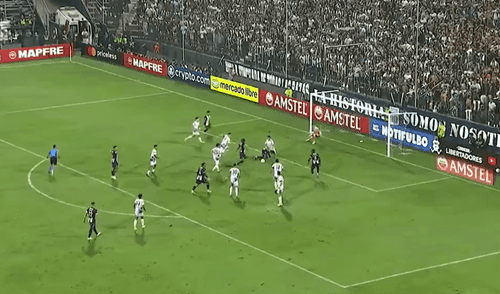 Paolo Guerrero marca el 2-0 de Alianza Lima ante Talleres