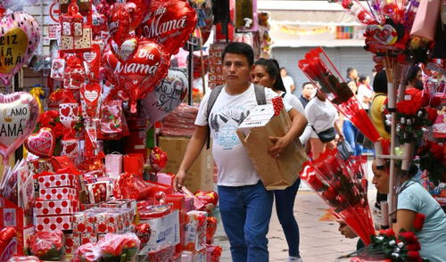 Día de la Madre. Regalos con mayor demanda serán los artículos de moda y accesorios, según la CCL. Día de la Madre. Regalos con mayor demanda serán los artículos de moda y accesorios, según la CCL.