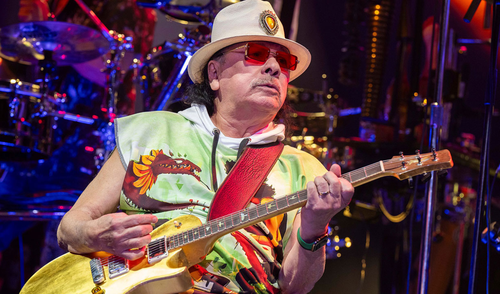 En 2022, Santana ya enfrentó problemas de salud por agotamiento. Su actual gira, Oneness Tour 2025, promete seguir atrayendo a sus seguidores, quienes están pendientes de su regreso. Foto: AFP En 2022, Santana ya enfrentó problemas de salud por agotamiento. Su actual gira, Oneness Tour 2025, promete seguir atrayendo a sus seguidores, quienes están pendientes de su regreso. Foto: AFP
