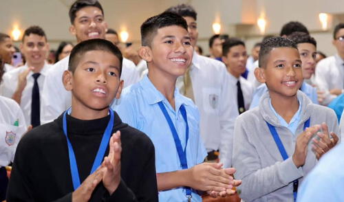 El tercer pago del PASE-U continuará entregándose hasta inicios de mayo. Foto: Meduca Tercer pago del PASE-U