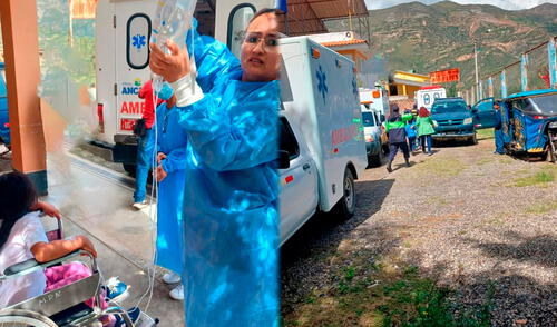 Al menos 12 escolares fueron reportados como intoxicados tras consumir el desayuno del programa alimenticio. Foto: Composición LR