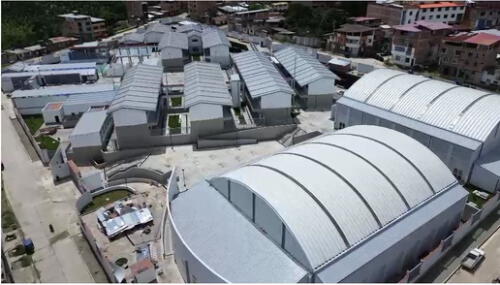 Instalaciones modernas para una educación mejorada.