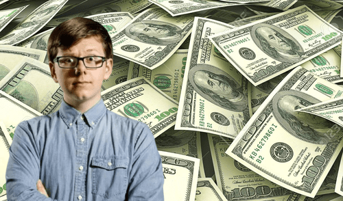 Erik Finman realizó una arriesgada apuesta con su padre, quien le dijo que si se convertía en millonario antes de los 18 años, no iría a la universidad. Foto: Composición LR/ ámbito La historia del niño de 12 años que se volvió millonario tras invertir la propina que le dio su abuela