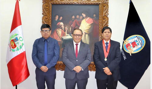 Durante su encuentro, se discutió la organización de capacitaciones para mejorar los estándares de servicio. Durante su encuentro, se discutió la organización de capacitaciones para mejorar los estándares de servicio.