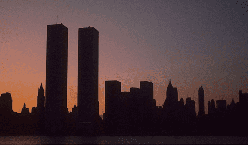 Las pérdidas del Gran Apagón de Nueva York fueron de US$300 millones, lo que sería US$1.200 millones a día de hoy. El Gran Apagón provocó pérdidas de US$300 millones equivalentes a aproximadamente US$1.200 millones actuales.