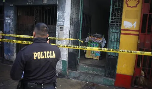 Balean a vendedor de jugo de naranja en Surquillo