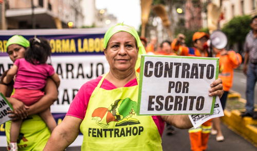 Siete de cada 10 trabajadoras del hogar consideran que contar con un contrato mejoraría su situación laboral, puesto que estarían protegidas por ley y podrían exigir sus beneficios. Foto: difusión Trabajadoras del hogar