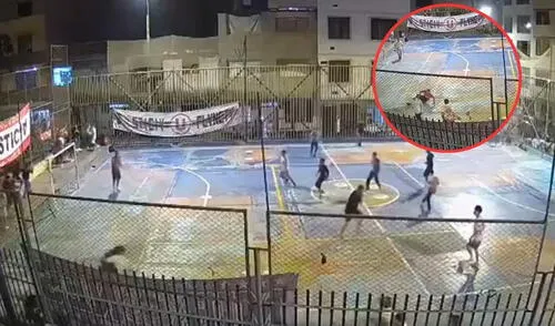 Balean a hombre en cancha de fútbol en Cercado de Lima. Foto: Composición LR/Captura de pantalla/URPI Balean a hombre en cancha de fútbol en Cercado de Lima. Foto: Composición LR/Captura de pantalla/URPI