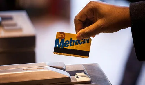 La MetroCard será reemplazada por el sistema OMNY a partir del 31 de diciembre de 2025.
