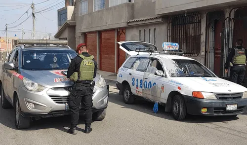 Asaltantes disparan contra taxi, rocean pintura a ocupantes y les roban todo. Foto: Liz Ferrer/ La República