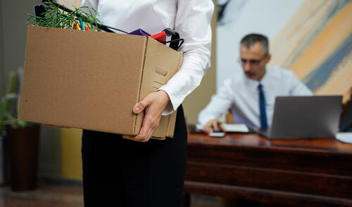 En California, el monto de la asistencia económica por desempleo varía según los ingresos previos del solicitante. Foto: Freepik El desempleo en California es una preocupación recurrente, y el gobierno estatal ha establecido un sistema para apoyarlos.