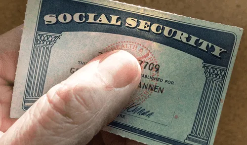 Los 'freelancers' en Estados Unidos acceden a protección social si cumplen con sus obligaciones fiscales. Entender el Seguro Social en Estados Unidos garantiza cobertura en todas las etapas laborales.