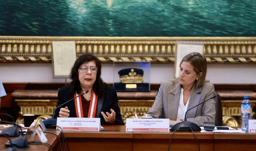 Janet Tello, María del Carmen Alva