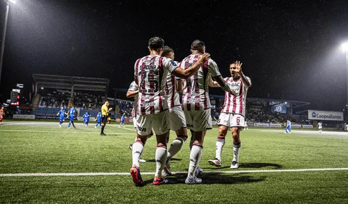 Saprissa derrotó por goleada a Pérez Zeledón por la Liga Promerica de Costa Rica.