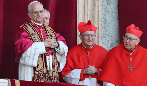 Robert Prevost se convirtió en un referente de la comunidad católica, siendo obispo de Chiclayo y líder en la Conferencia Episcopal Peruana. Foto: EFE Robert Prevost se convirtió en un referente de la comunidad católica, siendo obispo de Chiclayo y líder en la Conferencia Episcopal Peruana.