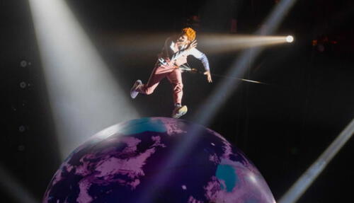 'Aven' es el nuevo espectáculo de la compañía Fuerza Bruta.