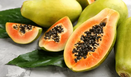 El nombre científico de la papaya es Carica papaya Foto: Olive Tree