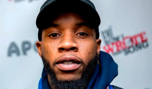Rapero canadiense Tory Lanez fue apuñalado en una prisión estatal de California y trasladado de emergencia a un hospital.