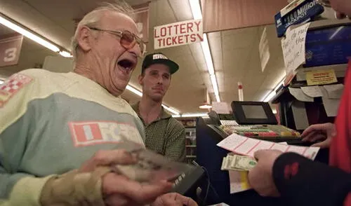 El ganador verificó su boleto el 23 de abril y quedó sorprendido al ver que habían coincidido los números ganadores