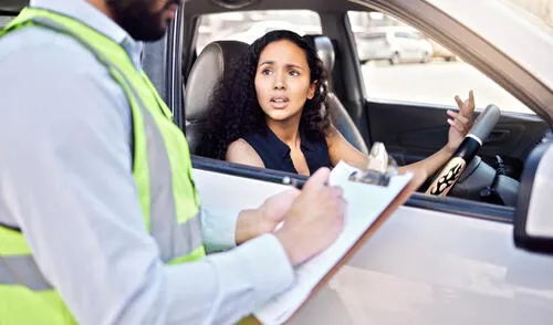 El proyecto de ley SB 1782 en Florida busca frenar el exceso de velocidad con severas multas. El proyecto de ley SB 1782 en Florida busca frenar el exceso de velocidad con severas multas.