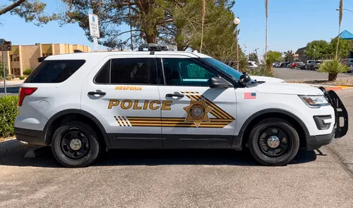 La policía del Condado de San Bernardino detuvo a la familia acusada de maltrato infantil. La policía del Condado de San Bernardino detuvo a la familia acusada de maltrato infantil.