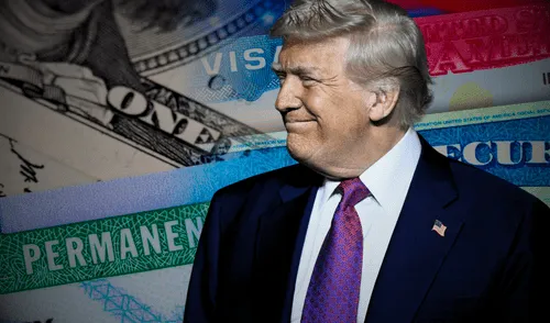 Donald Trump puede ordenar la deportación de inmigrantes con Green Card si cometen delitos. Donald Trump puede ordenar la deportación de inmigrantes con Green Card si cometen delitos.