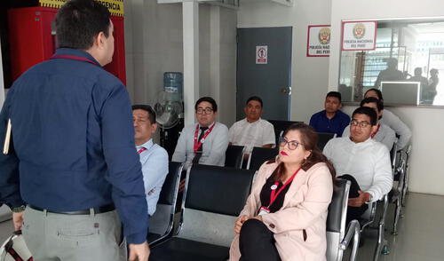 Esta actividad prepara al personal para el Simulacro Nacional Multipeligro, programado para el 30 de mayo.