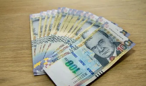 La inversión en factoring permite a las empresas obtener dinero inmediato de sus facturas, beneficiando a inversionistas con rentabilidades de hasta 22% anual.