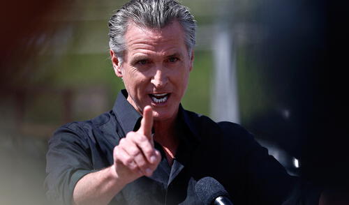 La Ley SB 1100, aprobada por Gavin Newsom, promueve el acceso laboral para comunidades vulnerables en California. La Ley SB 1100, aprobada por Gavin Newsom, promueve el acceso laboral para comunidades vulnerables en California.
